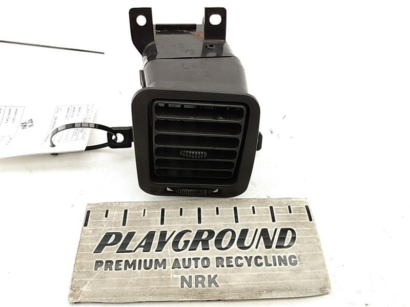 Mitsubishi 3000GT Front Right Dash Air Vent | Playground PAR