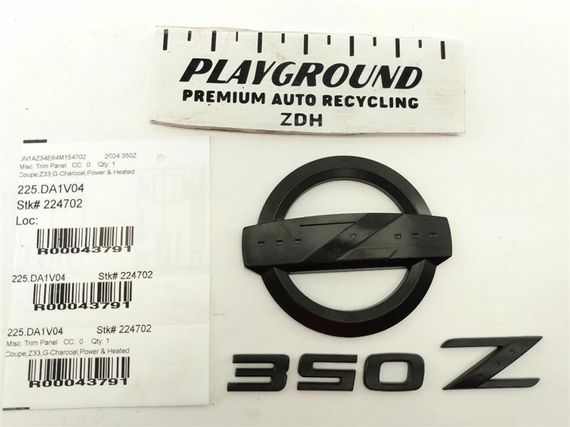 Nissan 350Z Vehicle Emblem 350 Z | Playground PAR