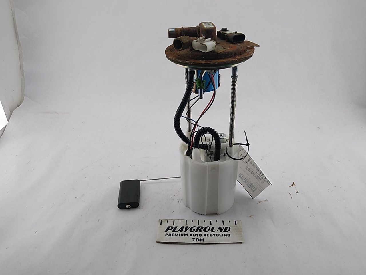 Hummer H3 Fuel Pump And Sending Unit | Playground PAR