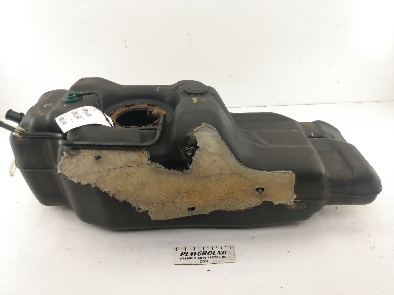 Hummer H3 Fuel Tank | Playground PAR