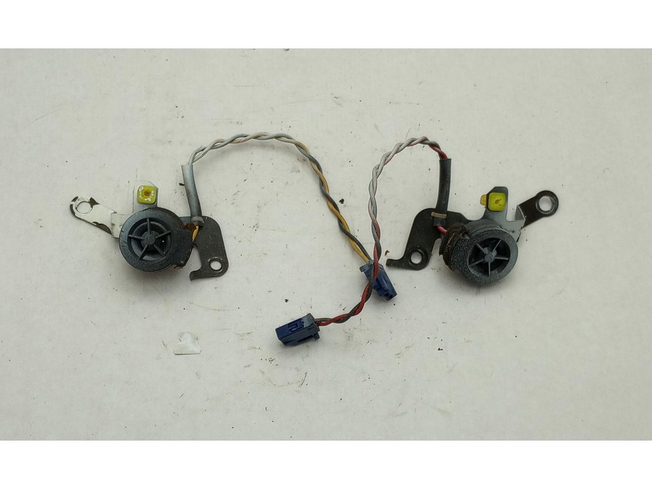 Lexus SC400 Pair Of Front Door Tweeter Speakers | Playground PAR