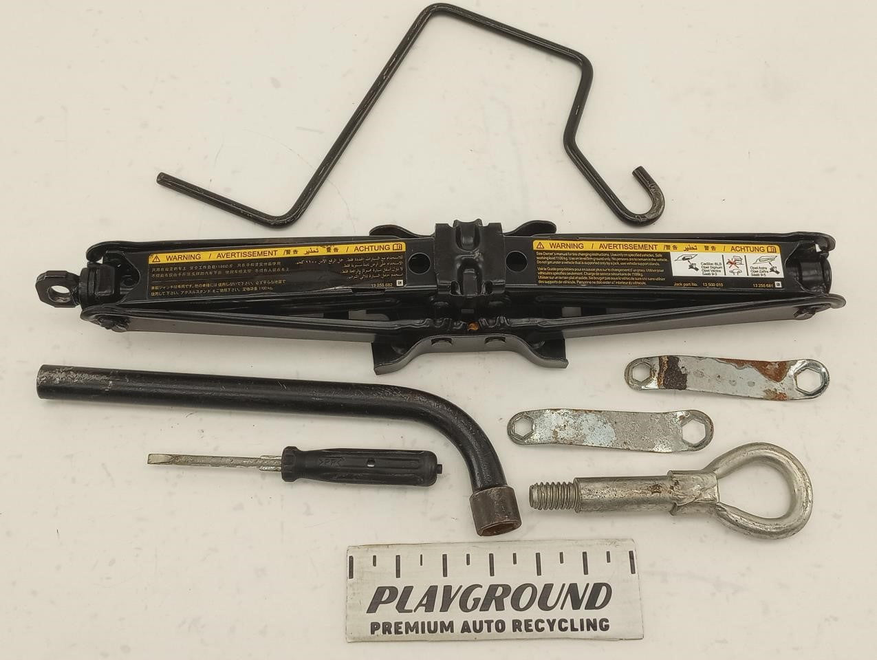 Saab 9-3 Emergency Spare Tire Tool Kit | Playground PAR