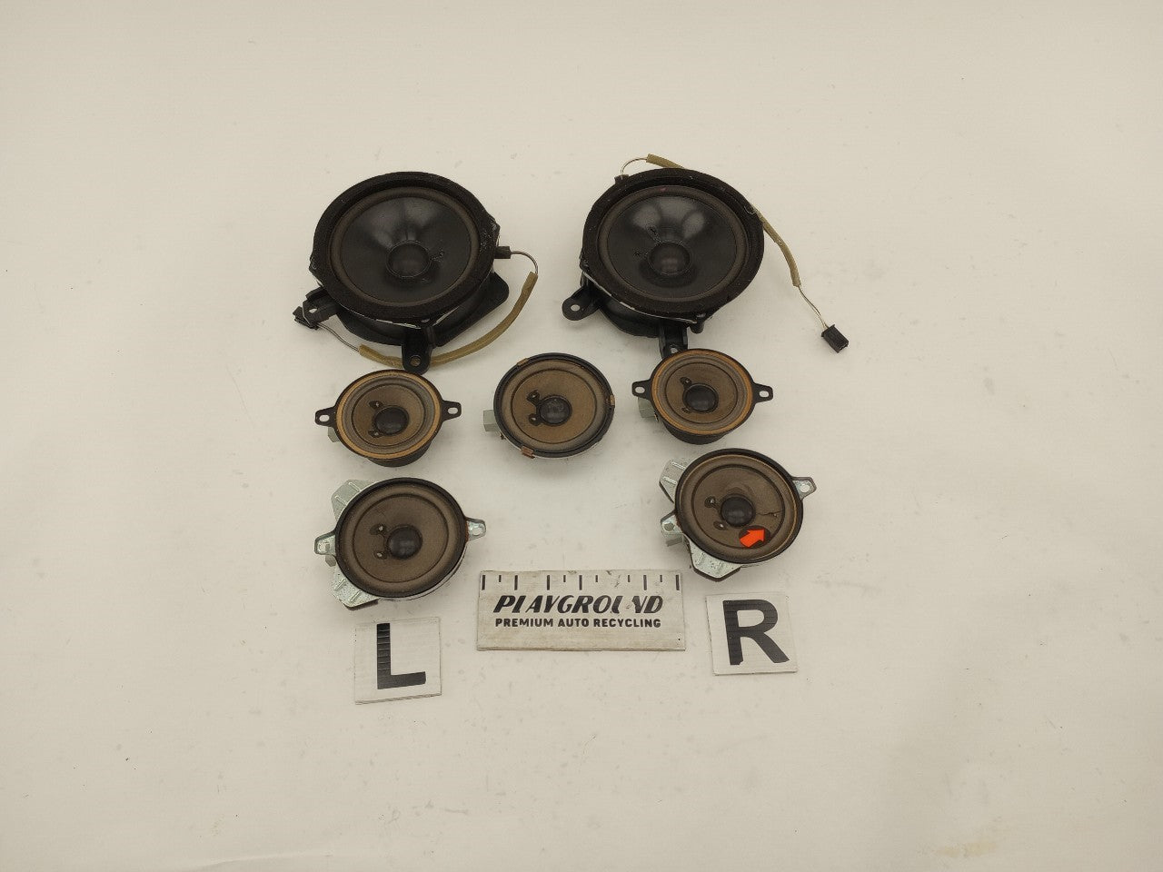 Saab 9-3 Set Of 7 Audio Speakers | Playground PAR