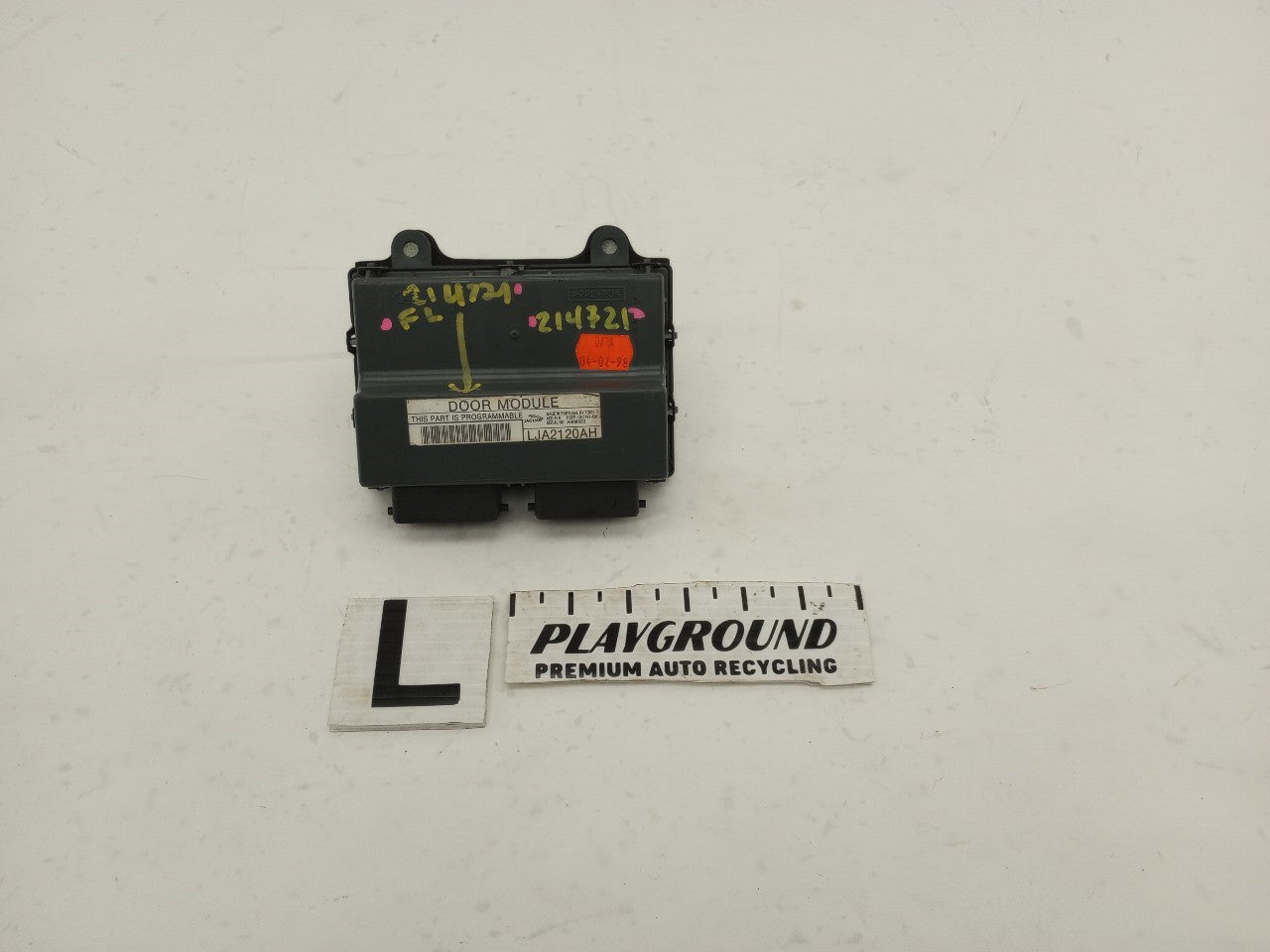 15個 Jaguar XK8 Driver Left Front Door Control Module | Playground PAR