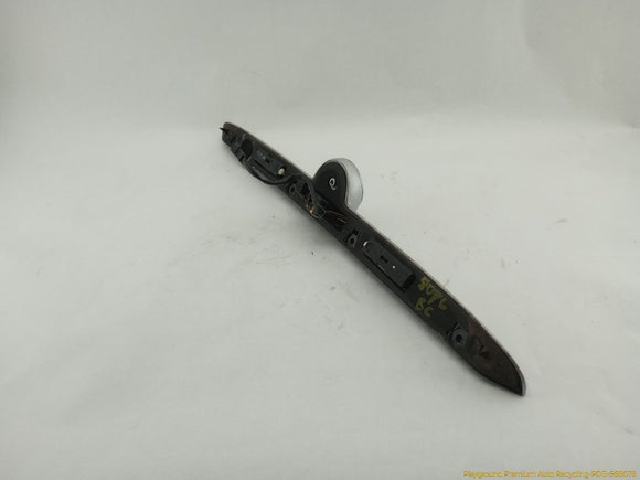 BMW 325CI License Plate Light Trim
