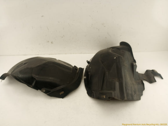 Land Rover Evoque Passenger Right Front Inner Fender Liner Set