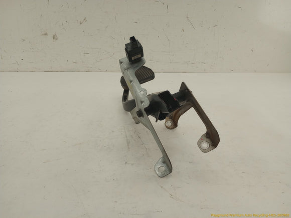 Volvo XC70 Brake Pedal
