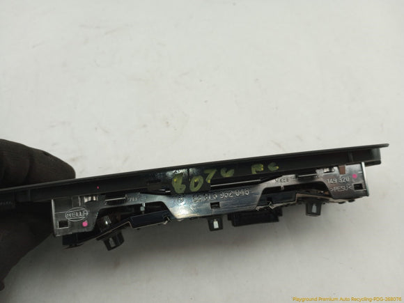 BMW 325CI Front Overhead Dome Map Light