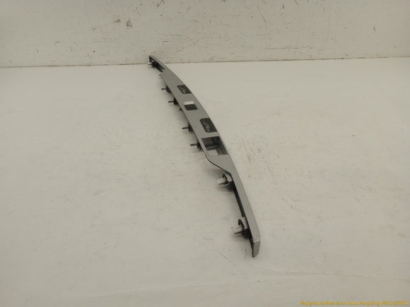 Range Rover Evoque License Plate Lamp Trim