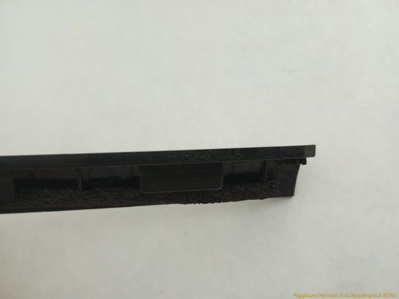 Range Rover Evoque Pair Of Front Door Window Run Channel Molding Trim