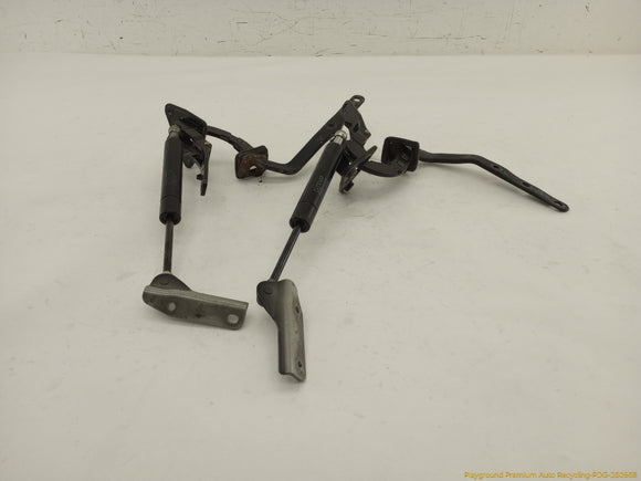 Volvo XC70 Pair Of Tailgate Hinges