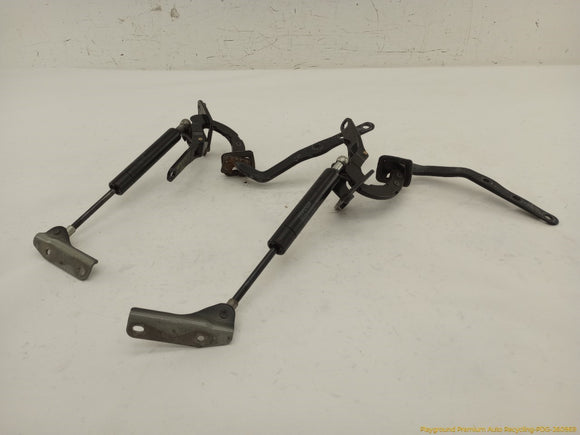 Volvo XC70 Pair Of Tailgate Hinges