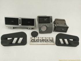 Chrysler Crossfire Set Of Dash Air Vents & Trim