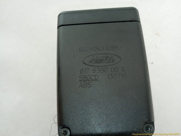 Range Rover Evoque Rear Center Double Seat Belt Buckle