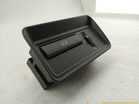 Range Rover Evoque Tailgate Trunk Release Switch