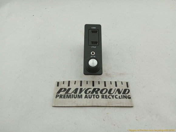 Range Rover Evoque USB Auxillary Jack Port