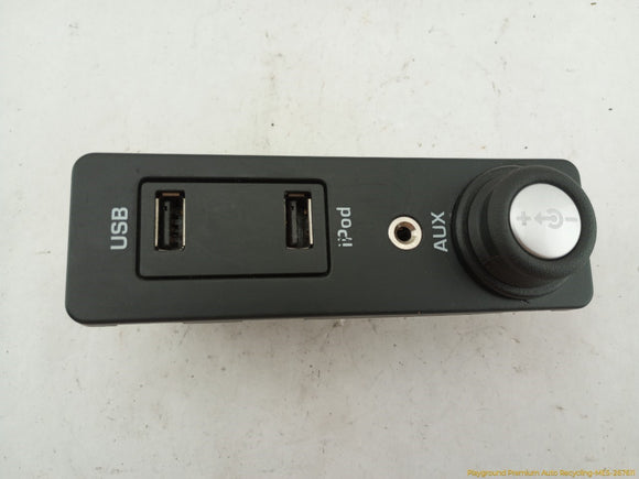 Range Rover Evoque USB Auxillary Jack Port