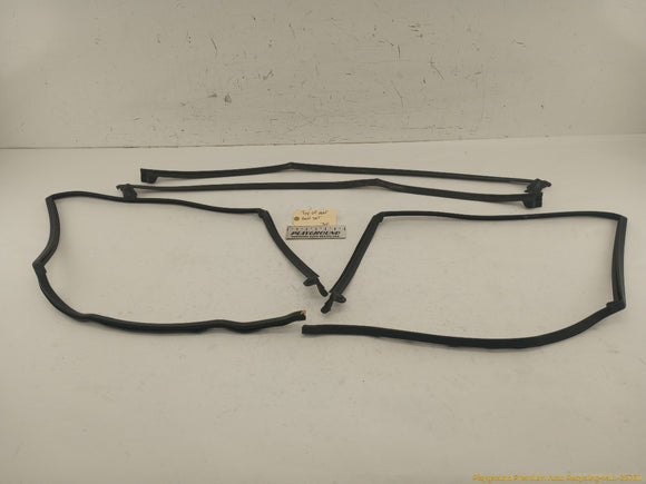 Range Rover Evoque Set Of Top Door Seal Weaterstrips
