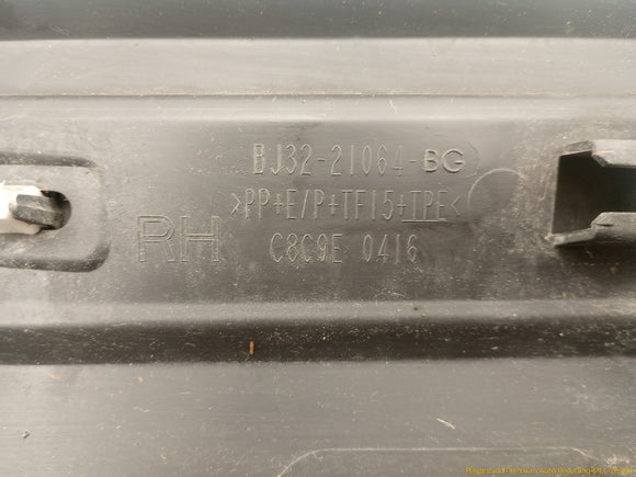 Range Rover Evoque Pair Of Front Lower Door Trim Molding
