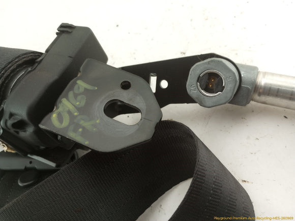Volvo XC70 Passenger Right Front Seat Belt Retractor