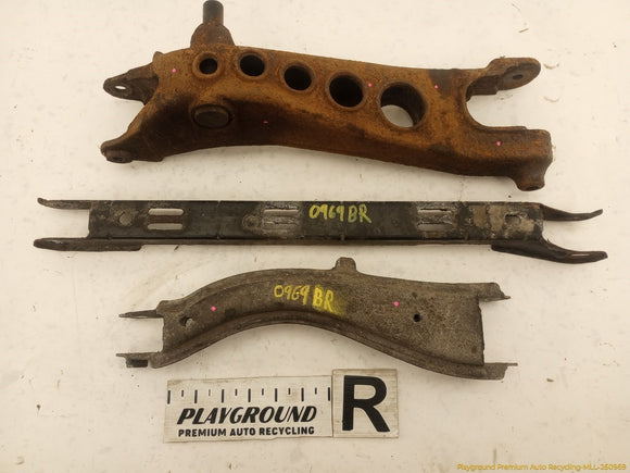 Volvo XC70 Passenger Right Rear Control Arm Set