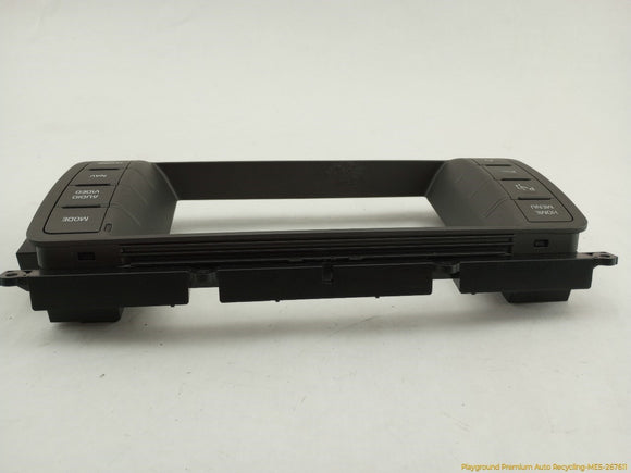 Range Rover Evoque Radio Screen Surround Control Panel