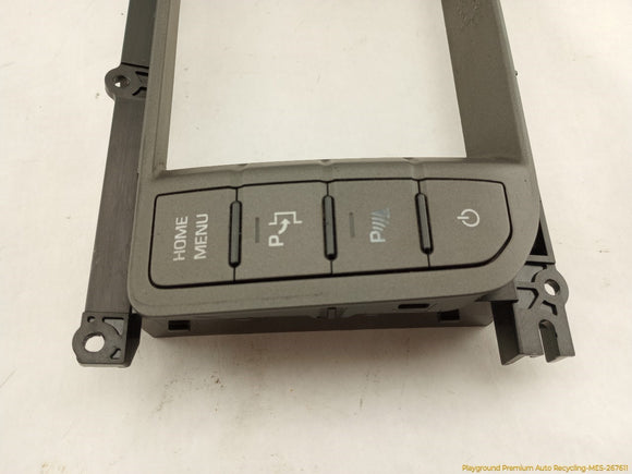 Range Rover Evoque Radio Screen Surround Control Panel