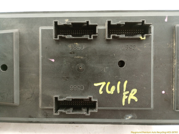 Range Rover Evoque Passenger Right Cabin Fuse Box