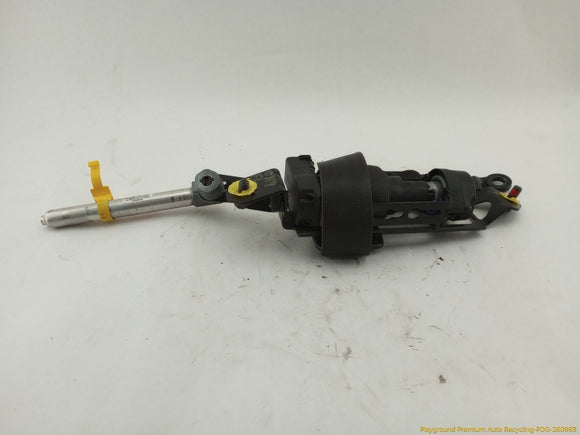 Volvo XC70 Driver Left Front Seat Belt Retractor