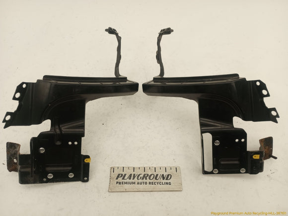 Range Rover Evoque Pair Of Tail Lamp Support Brackets