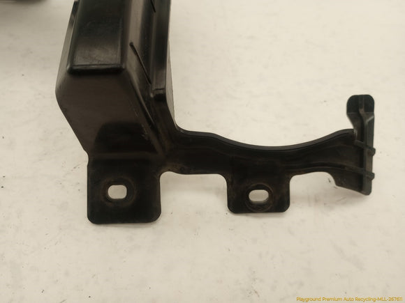 Range Rover Evoque Pair Of Tail Lamp Support Brackets