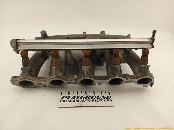Volvo XC70 Intake Manifold With Fuel Rail