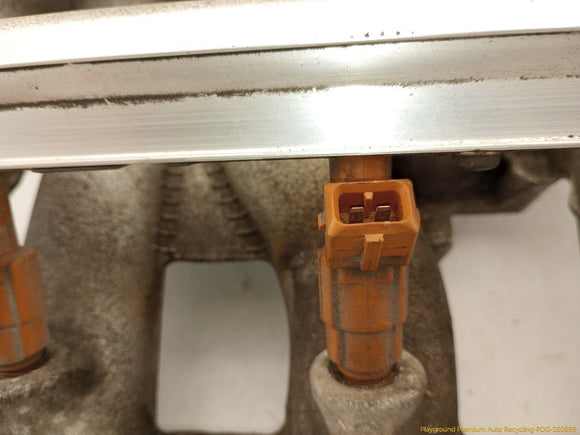 Volvo XC70 Intake Manifold With Fuel Rail