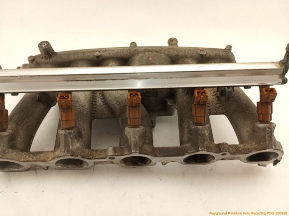 Volvo XC70 Intake Manifold With Fuel Rail