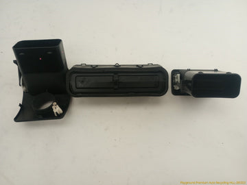 Mercedes SLK320 Set Of Dash Air Vents - 0