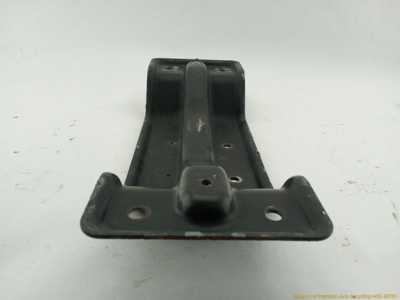 Range Rover Evoque Front Driveshaft Support Mount Bracket