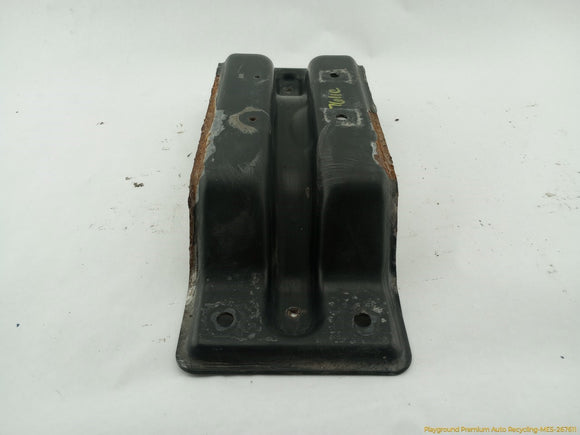 Range Rover Evoque Front Driveshaft Support Mount Bracket