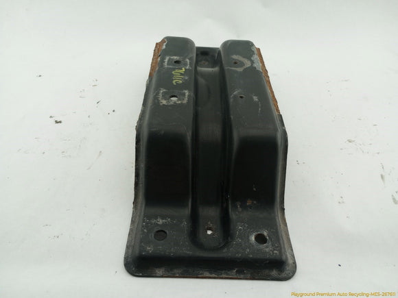 Range Rover Evoque Front Driveshaft Support Mount Bracket