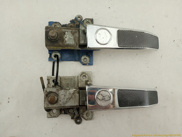 Chevrolet Corvette C3 Pair Of Interior Door Handles - 0