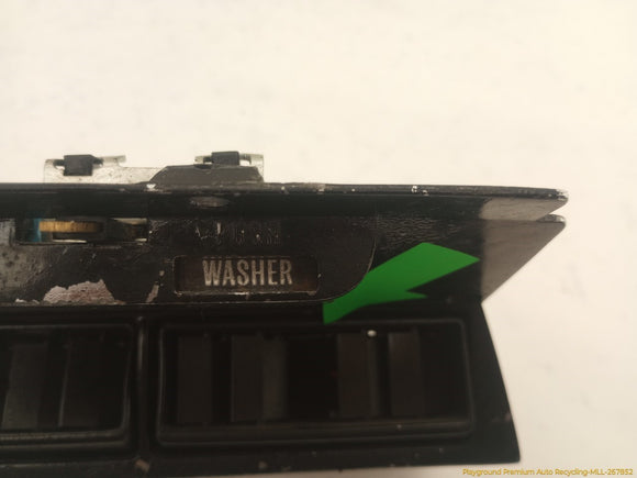 Chevrolet Corvette C3 Center Dash Air Vent