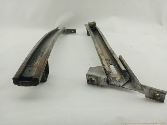 Chevrolet Corvette C3 Pair Of Front Right Door Window Glass Channels