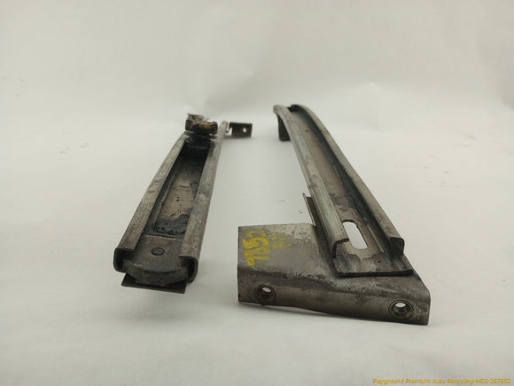 Chevrolet Corvette C3 Pair Of Front Right Door Window Glass Channels