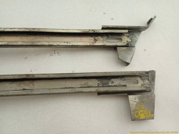 Chevrolet Corvette C3 Pair Of Front Right Door Window Glass Channels