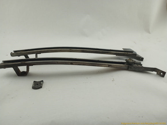 Chevrolet Corvette C3 Pair Of Front Left Door Window Glass Channels