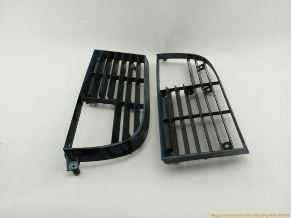 Chevrolet Corvette C3 Pair Of Front Grilles