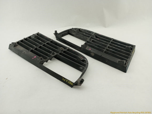 Chevrolet Corvette C3 Pair Of Front Grilles