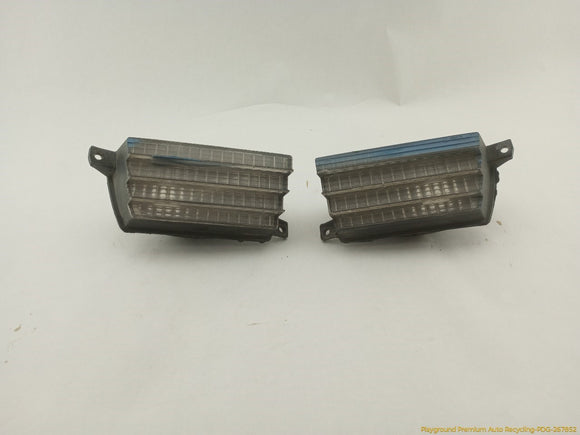 Chevrolet Corvette C3 Pair Of Front Bumper Turn Signal & Parking Lamps