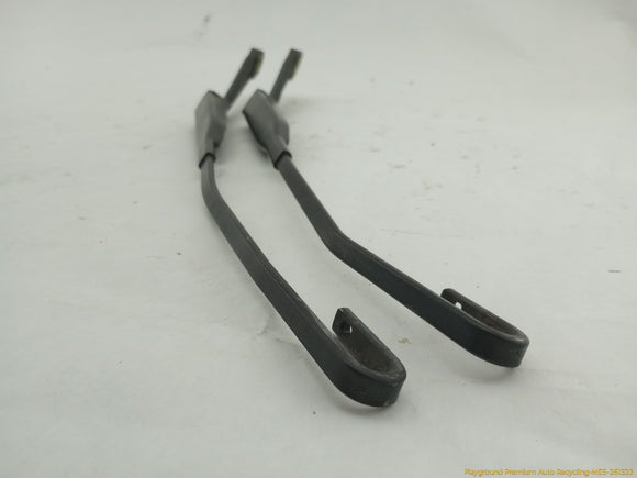 Mercedes SLK320 Pair Of Windshield Wiper Arms