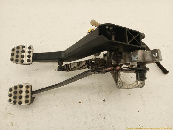 Mercedes SLK320  Clutch & Brake Pedal Assembly