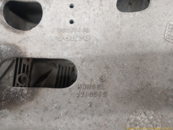 Volvo XC70 Rear Crossmember Subframe